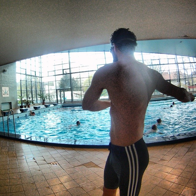 Fotka od Ferdika. 104/366: All #Prague was today afternoon in the #swimmingpool in #Hloubetin. So the solution is easy: go swimming early morning or late evening. #swimming, #swim, #pool, #swimtraining, #freestylestroke, #freestyleswimming, #crawl, #workinghard, #bestoftheday, #gopro, #goprohero, #speedo