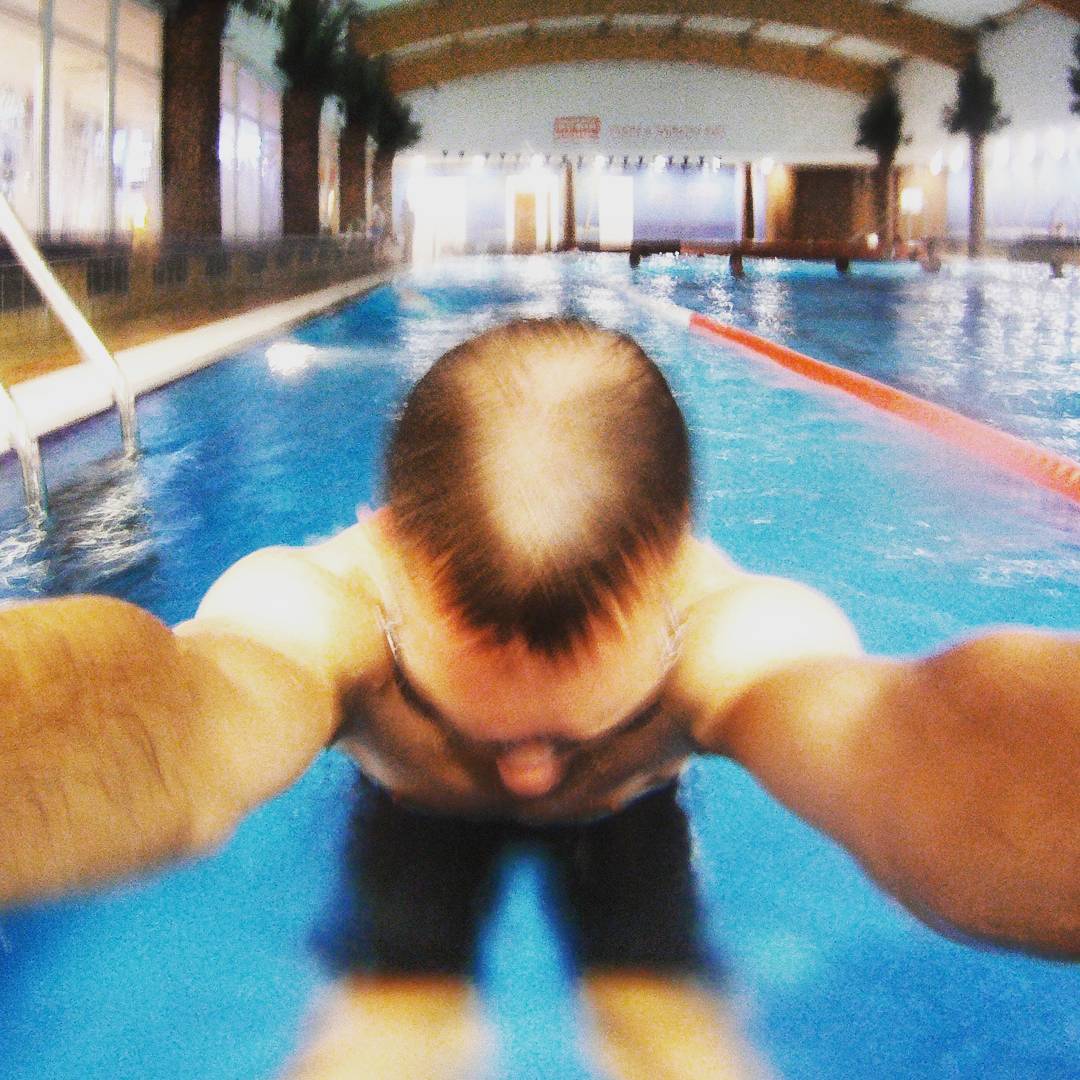Fotka od Ferdika. 144/366: You know these swimming sessions when you feel fresh & relaxed and ready to swim all night:-) #training. #swim, #pool, #swimtraining, #freestylestroke, #freestyleswimming, #crawl, #workinghard, #bestoftheday, #photooftheday, #pictureoftheday, #gopro, #goprohero, #speedo, #swimmingpool