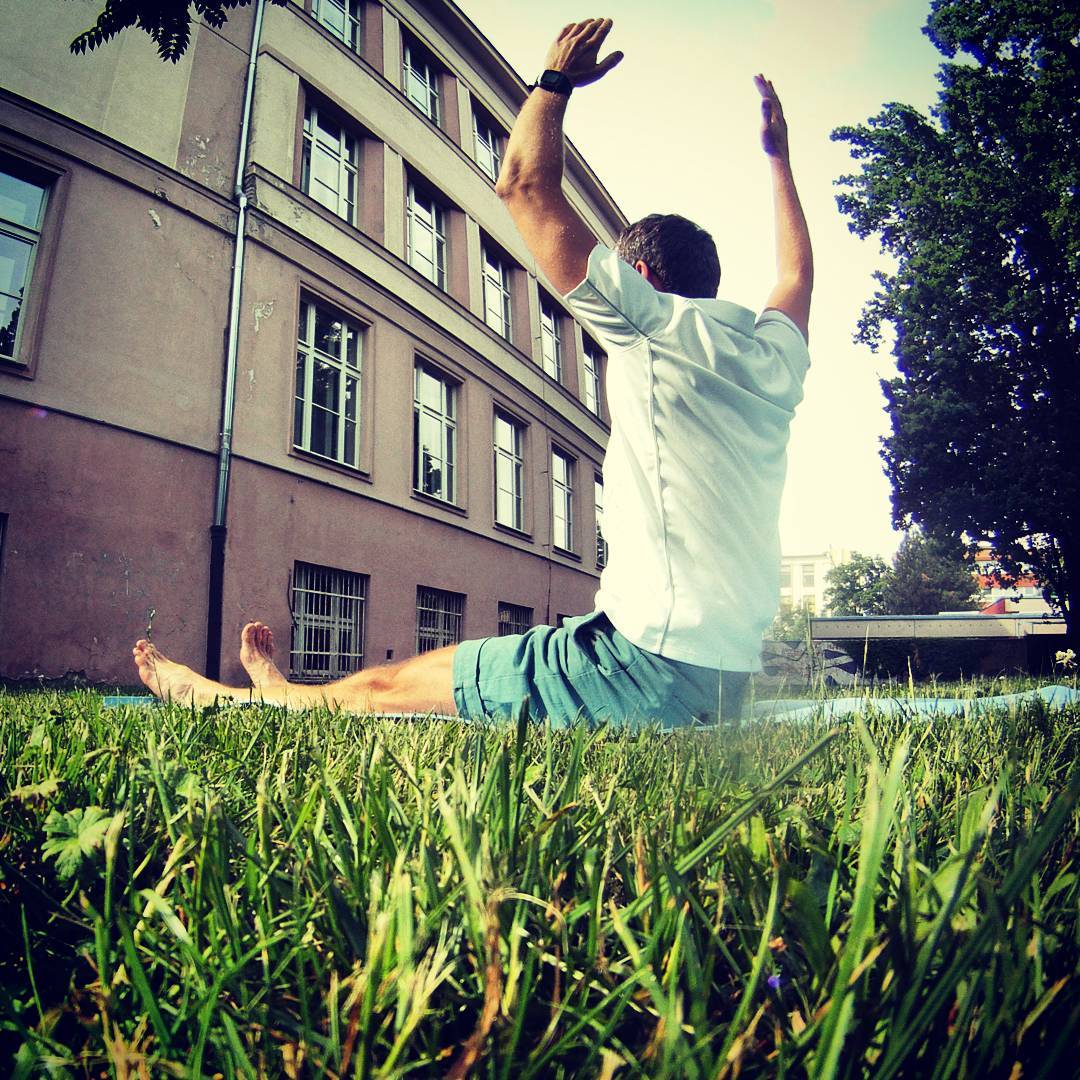 Fotka od Ferdika. 154/366: #Rehab & little bit of #yoga. #picoftheday, #gopro, #goprohero, #bestoftheday