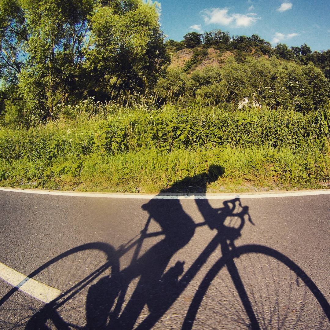 Fotka od Ferdika. 172/366: Happy to be outside for just one hour after 3 days being sick. #cycling, #roadbike, #triathlon, #triathlete, #gopro, #goprohero, #bestoftheday, #photooftheday