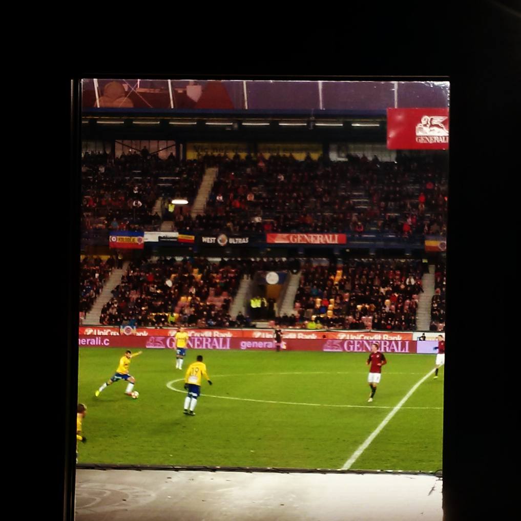 Fotka od Ferdika. 338/366: #View from inside the #viplounge in #Generaliarena, #Spartapraha. Sparta defeated #fkteplice in a last #league #match this year. #spartaprague, #soccer, #football, #acsparta, #acspartapraha, #bestoftheday, #photooftheday, #picoftheday