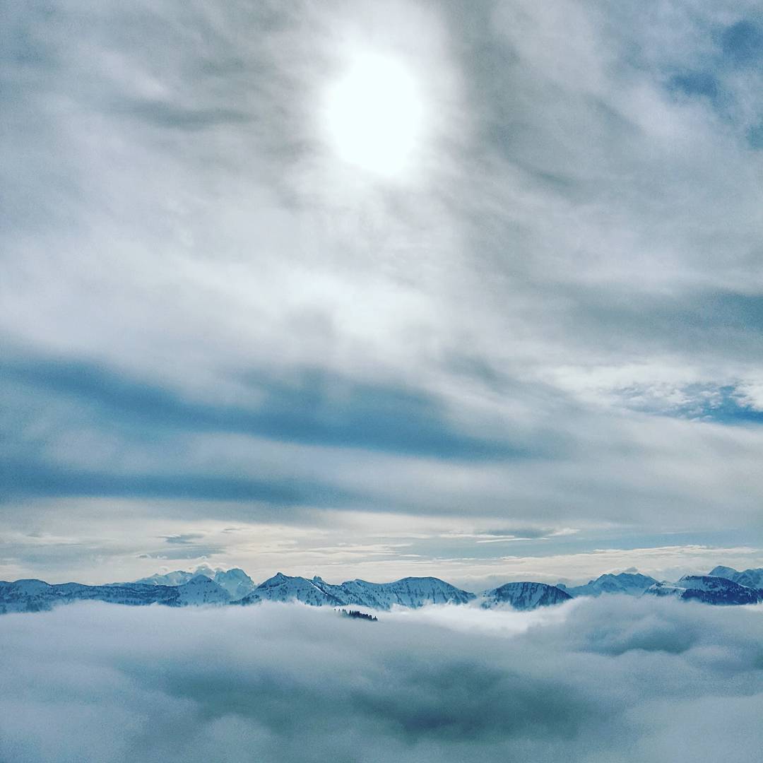 Fotka od Ferdika. There is always #sun above the #clouds! #hintersee, #ski, #mountains, #alps, #nature, #sky, #skying